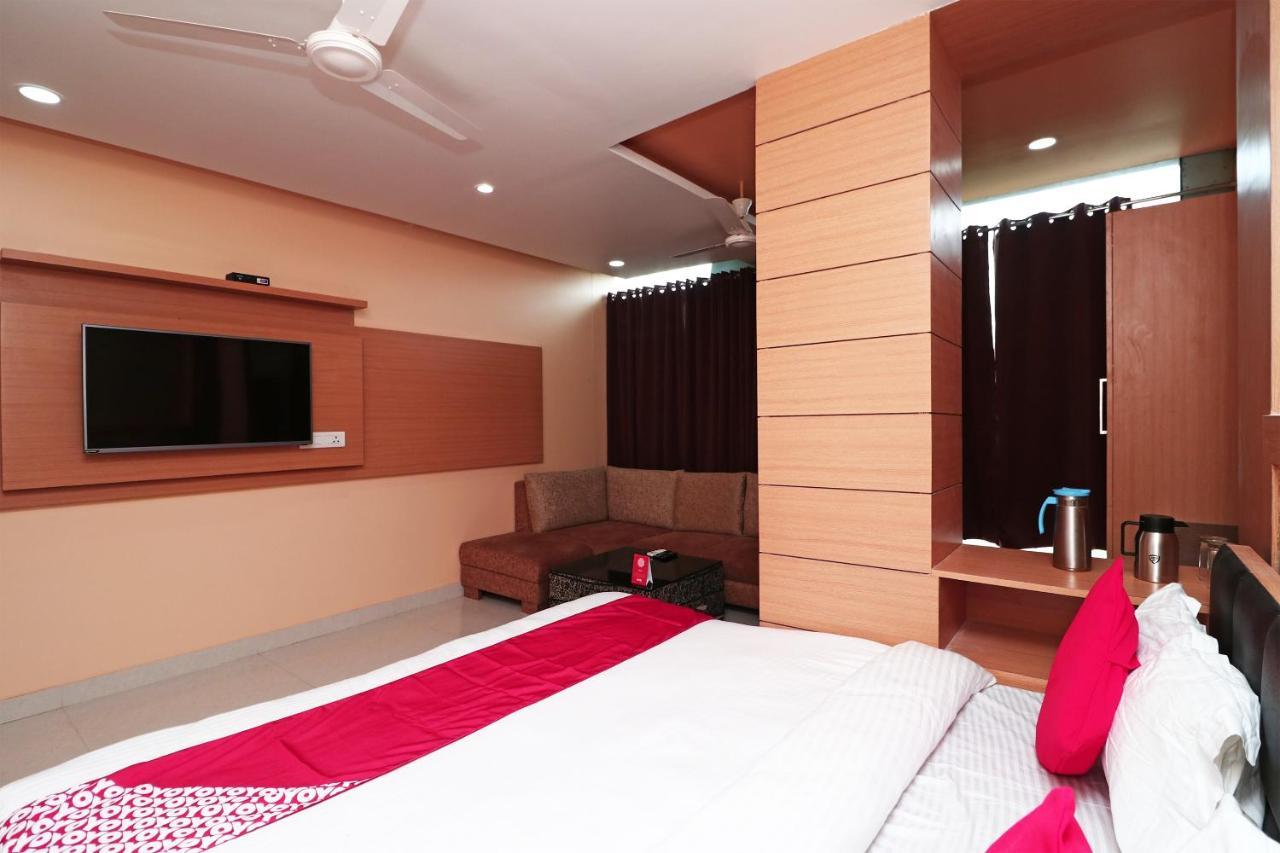 Capital O Hotel Sapphire Inn Gorakhpur Luaran gambar